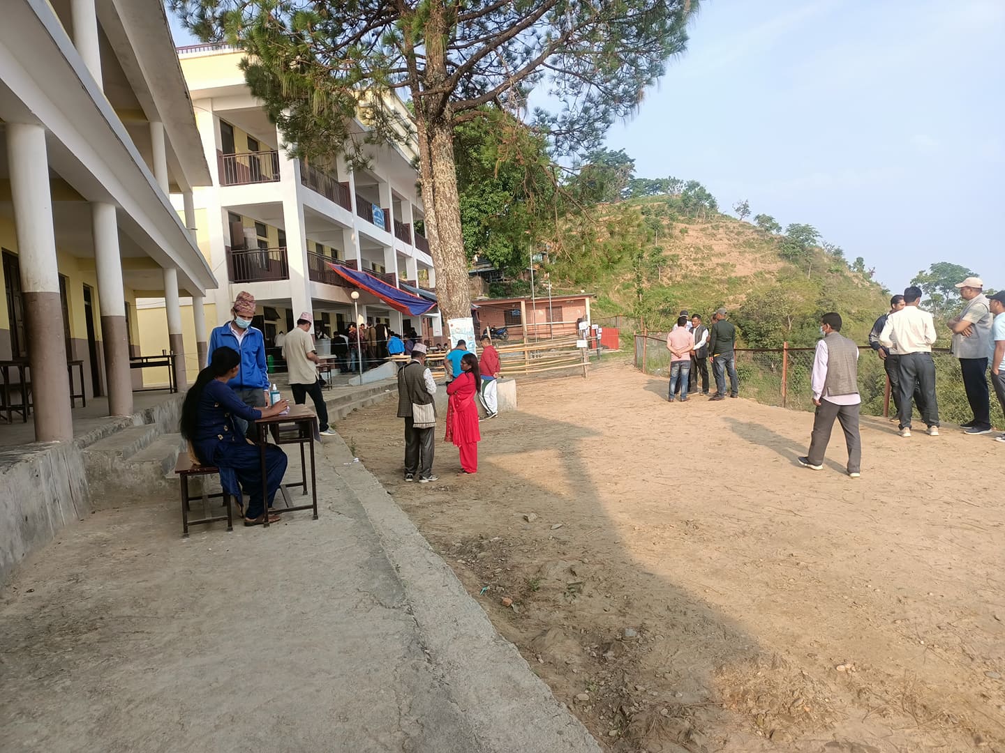 आज स्थानीय तह निर्वाचन : धादिङमा ३०३ मतदान केन्द्र,२२७५ उम्मेदवार प्रतिस्पर्धामा