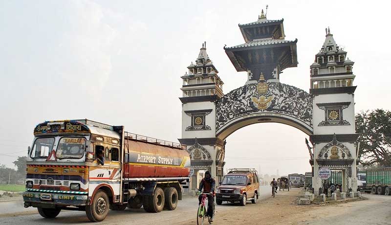 वीरगञ्ज नाकाबाट इन्धन आयातमा कमी