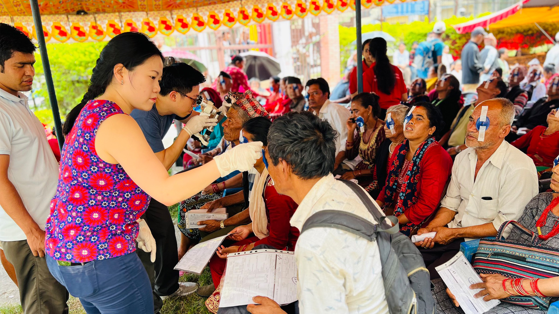 धादिङबेशीमा १२३ जनाको निशुल्क आँखाको अप्रेशन