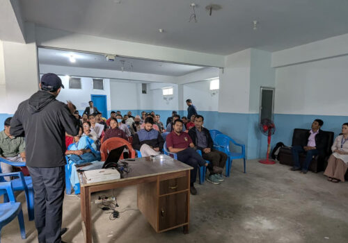 धादिङको बेनीघाट रोराङ र गजुरीमा डेंगी रोग नियन्त्रण तथा रोकथाम सम्बन्धी अभिमुखीकरण